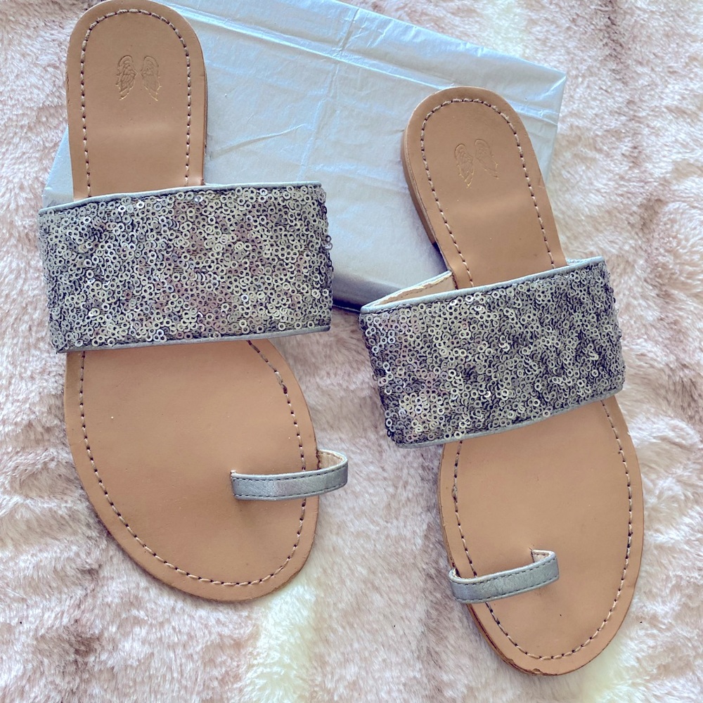 VS Angel silver flats with toe strap